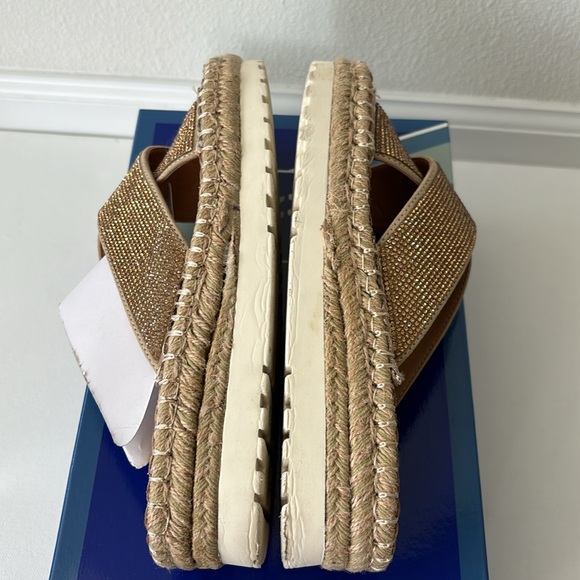 WHITE MOUNTAIN Shoes KIMBERLY Women's Sandal Sand Glitter 8 BRAND NEW IN BOX - Picture 8 of 9